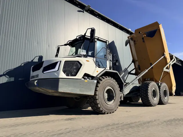 Liebherr-TA230-2021-214482