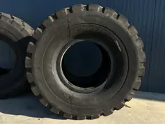 Michelin-35/65R33   XLDD2-906083