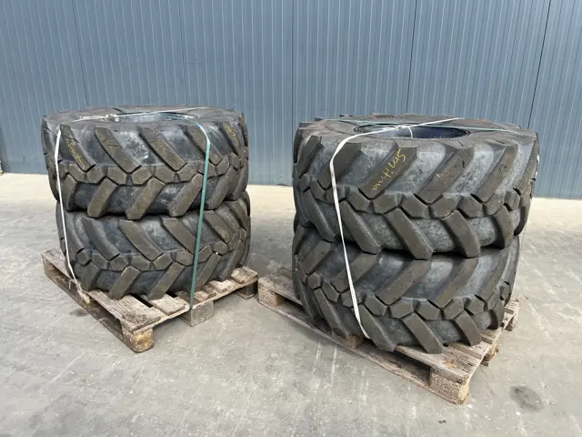 Michelin-445/70R19.5-907703