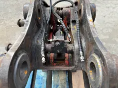 Miller-Caterpillar  - M318D / 320D / 320E / 320F / 323D / 323E / 323F / 325F Geith-908582