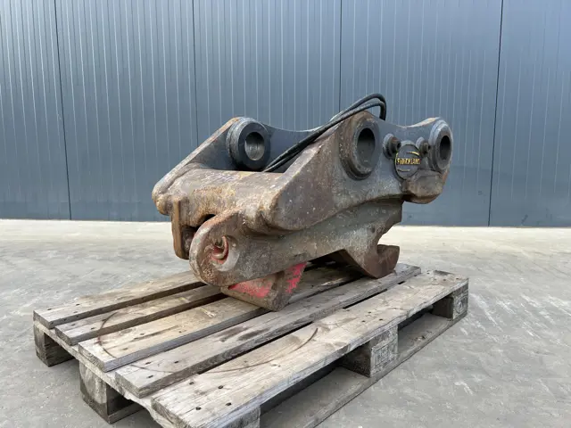 Miller-Caterpillar 325 / 329 Geith-2019-907715