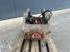 Miller-Caterpillar 325 / 329 Geith-2019-907715