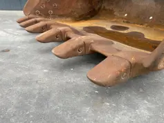 Miller-Geith Volvo EC210 / EC220-906329