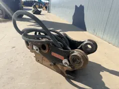 Oilquick-OQ70 - M318D / 320D / 320E / 320F / 323D / 323E / 323F / 325F-2012-909419