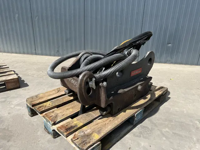 Oilquick-OQ70/55 - EC210 / EC220-2017-907365