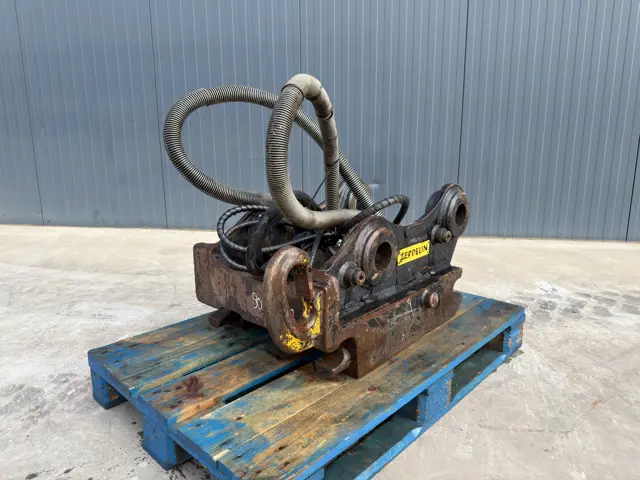 Oilquick-OQ70/55 - M318D / 320D / 320E / 320F / 323D / 323E / 323F-2018-909021