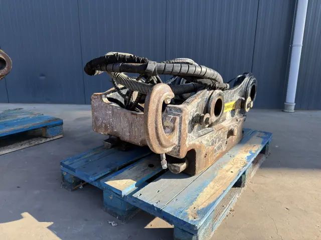 Oilquick-OQ80 - 336E / 336F / 340 DB-stick-2019-909216