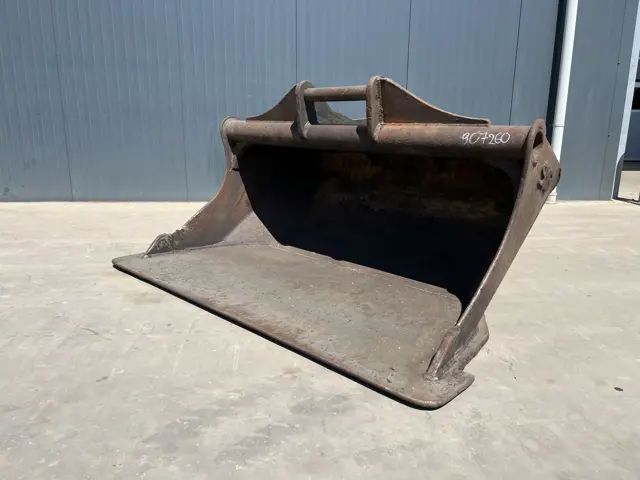 Smp-S70-2012-907260