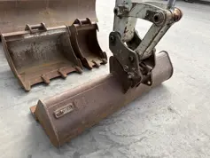 Takeuchi-TB230-2017-211957