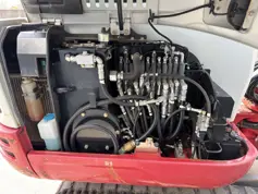 Takeuchi-TB230-2017-211957