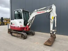 Takeuchi-TB230-2017-211957