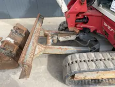 Takeuchi-TB230-2017-211957