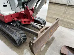 Takeuchi-TB235-2010-211918