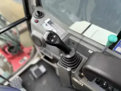 Takeuchi-TB235-2010-211918