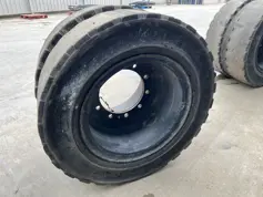 Trelleborg-10.00 x 20 / 1000 x 20 Solid Tyres-906136