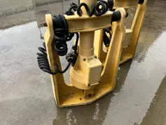 Trimble-EM400 Electric Masts-906178