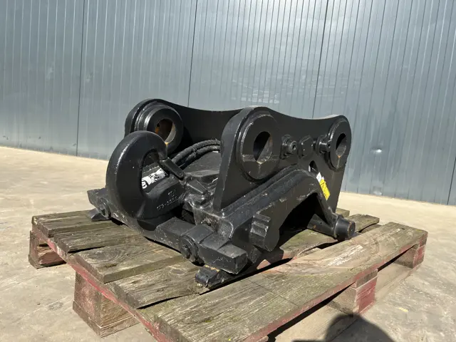 Verachtert-CW40 - 323F / 325F-2022-906505