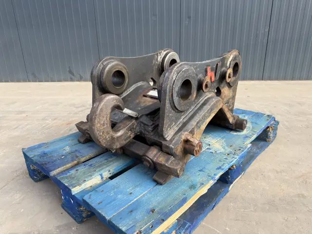 Verachtert-CW40 - M318D / 320D / 320E / 320F / 323D / 323E / 323F / 325F-2008-909156