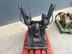 Verachtert-CW40 Kantelkop / Kantelstuk / Tilting coupler / Schwenkwechsler -  Caterpillar 325 / 329 / 330-909451