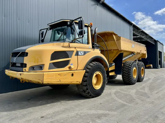 Volvo-A25F-2011-206326