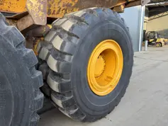 Volvo-A25G | 95% good Bridgestone tires-2015-211069