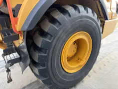 Volvo-A25G | 95% good Bridgestone tires-2015-211069