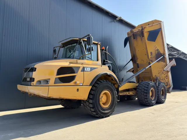 Volvo-A30F-2013-213508