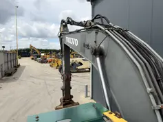 Volvo-EC210C L-2008-212415