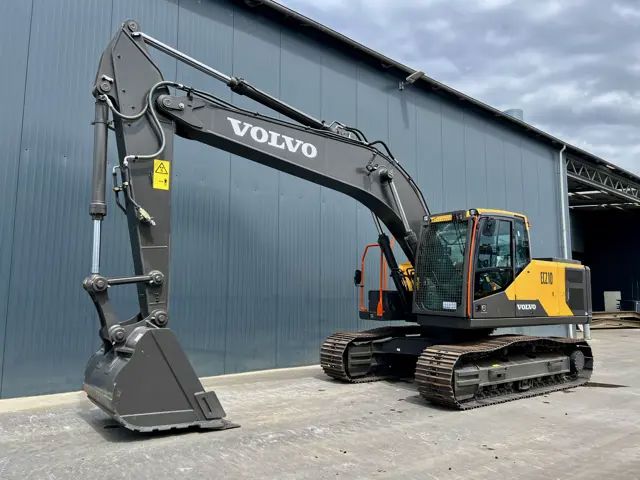 Volvo-EC210-2025-207899