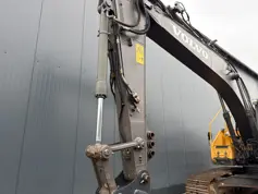 Volvo-EC220E L-2015-210911