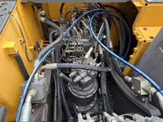 Volvo-EC220E L-2015-210911