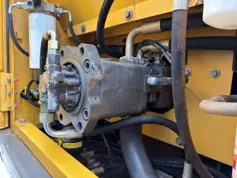 Volvo-EC220E L-2015-210911