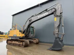 Volvo-EC220E L-2015-210911