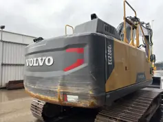 Volvo-EC220E L-2015-210911