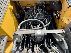 Volvo-EC250E L-2015-208190