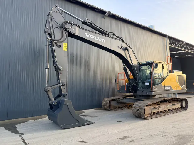 Volvo-EC250E L-2022-214688