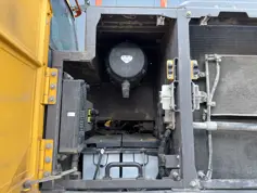 Volvo-EC300E L-2019-211043