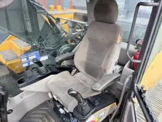 Volvo-EC300E L-2019-211043
