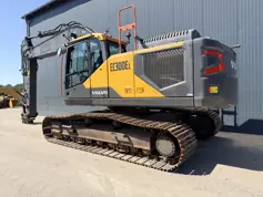 Volvo-EC300E L-2022-211922