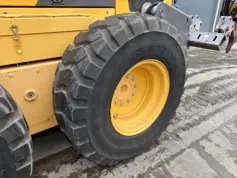 Volvo-G946B-2013-213686