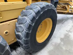 Volvo-G946B-2013-213686