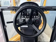Volvo-G946B-2013-213686