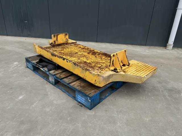 Volvo-L110E / L110F / L120E / L120F-906179
