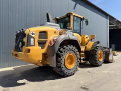 Volvo-L110H-2015-213361