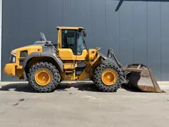 Volvo-L110H-2015-213361
