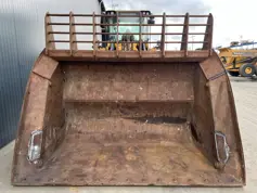 Volvo-L120F-2008-205578