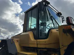 Volvo-L120F-2008-205578