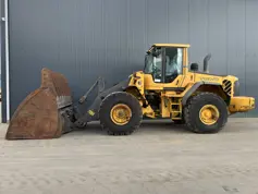 Volvo-L120F-2008-205578