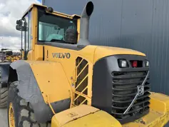 Volvo-L120F-2008-205578