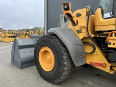 Volvo-L120H - 3rd Valve - Weight System-2017-208584